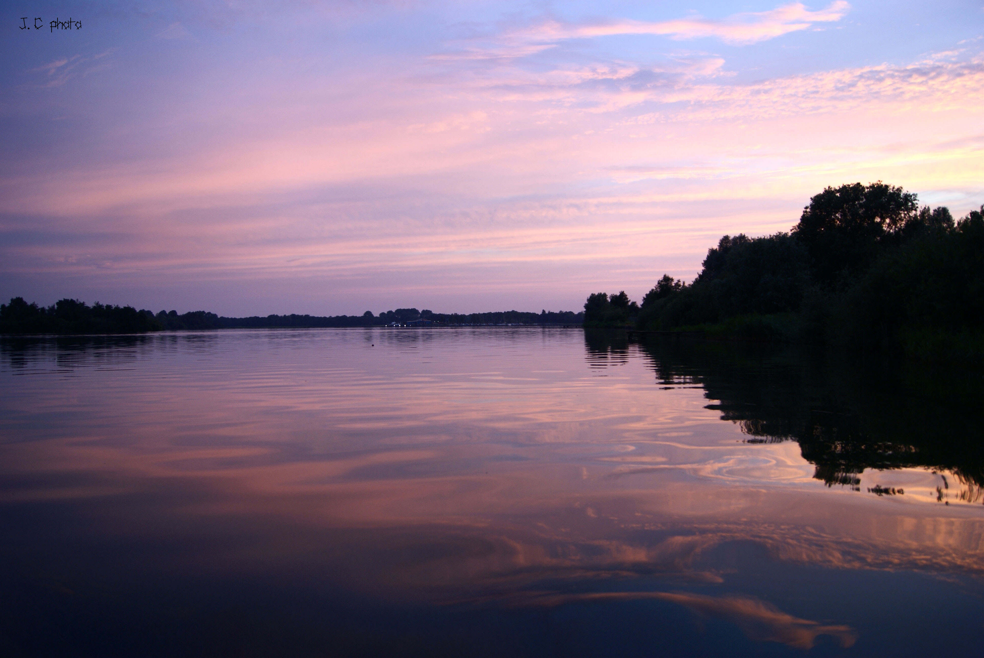 格罗宁根的湖1.jpg