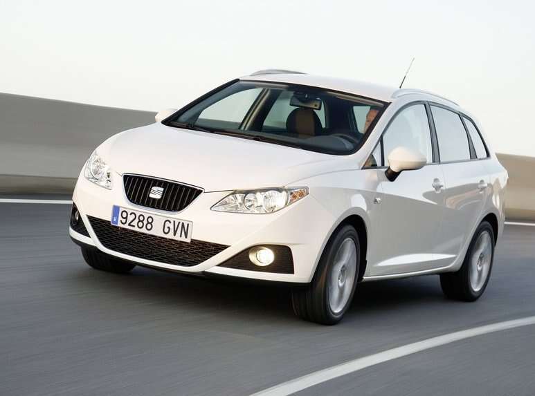 Seat-Ibiza_ST_2011_photo_12.jpg