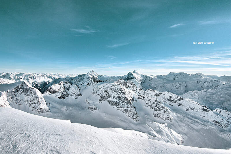 二团雪山景.jpg