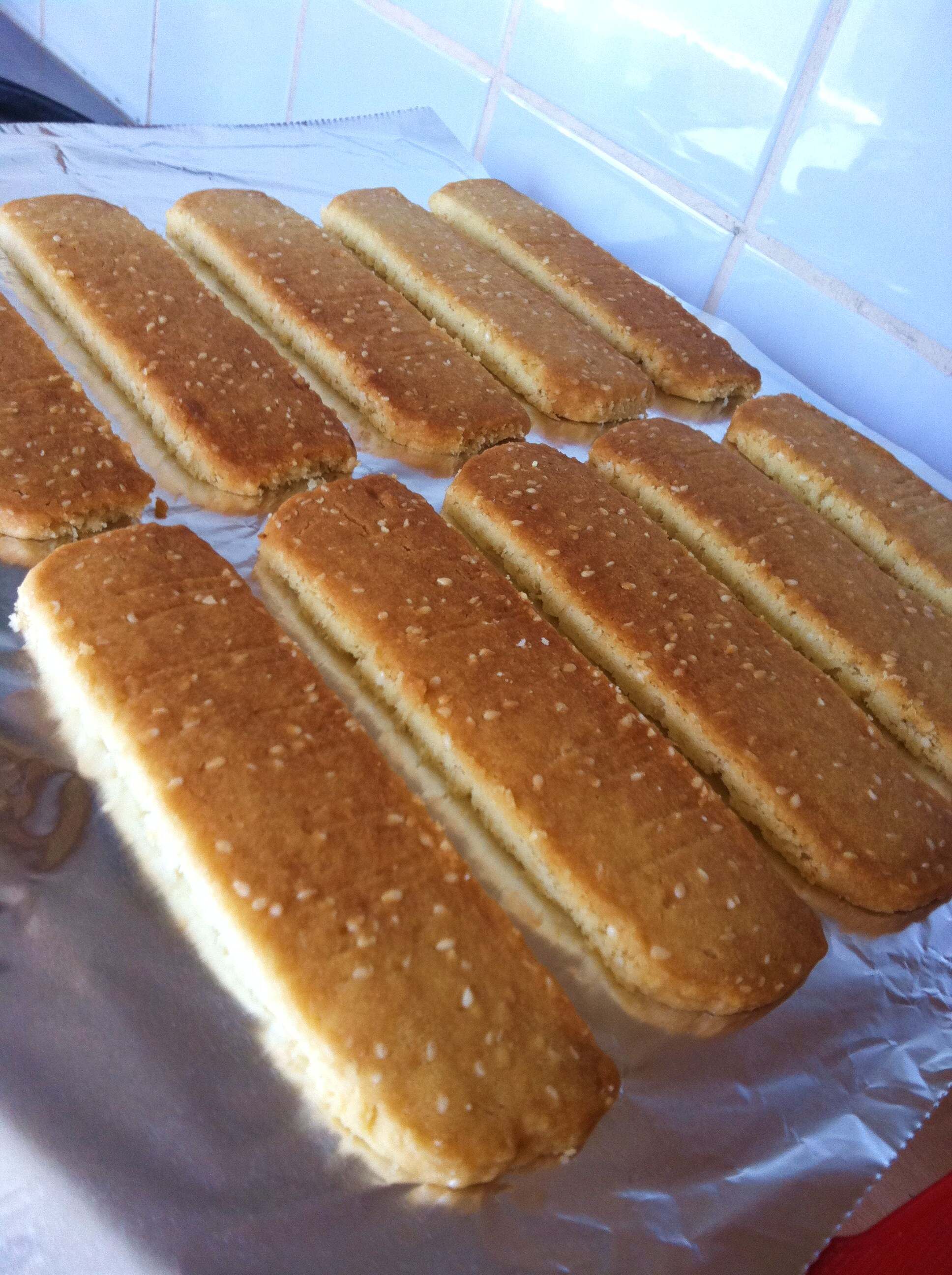 sesame butter cookies 1.JPG