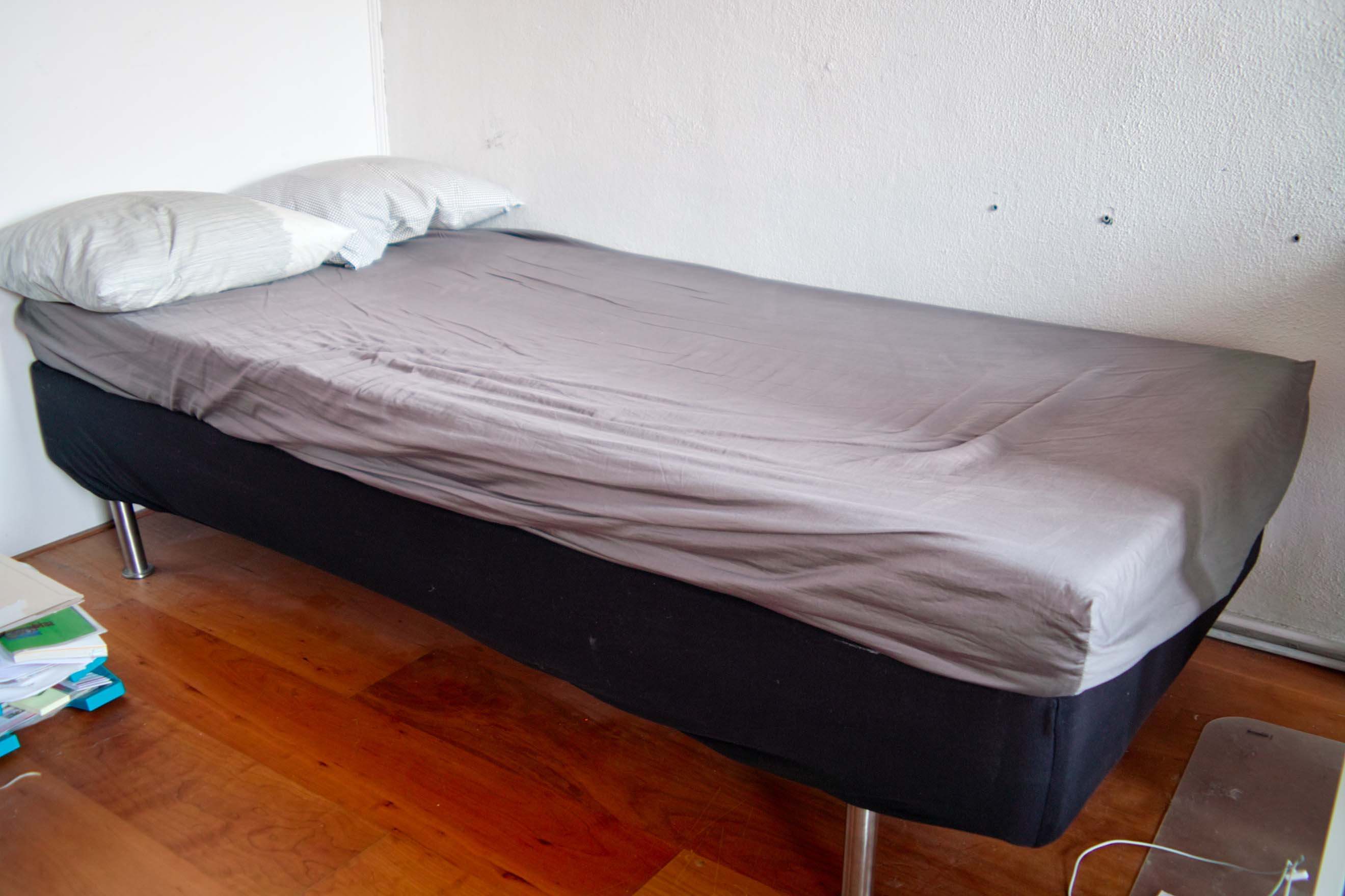 單人床墊+床架