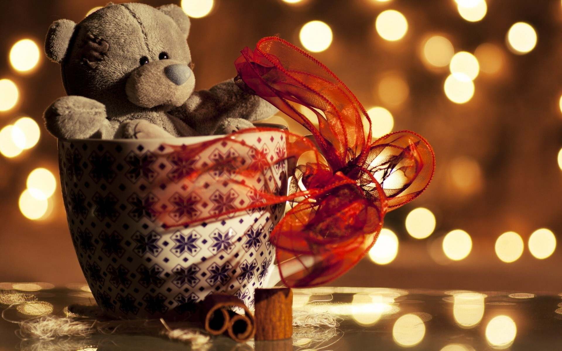 Cute-Teddy-Bear-Gift-HD-Wallpaper.jpg