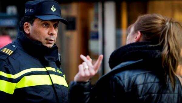 荷兰警察最近不开心，所以他们决定少罚款为人民省钱…….