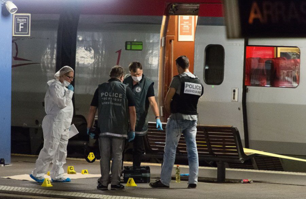 阿姆斯特丹至巴黎列车发生枪击案多人受伤,疑是恐怖袭击