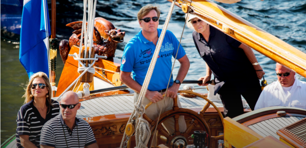 王室突访阿姆帆船节，给游客们带来了当天最大的惊喜
