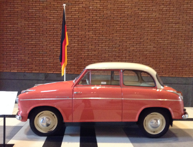 这辆德国车颜色好赞.png