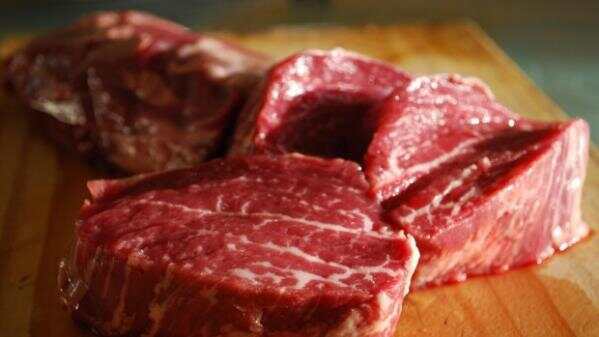 在荷兰加工肉类含有致癌物质，我们还可以放心吃肉吗？