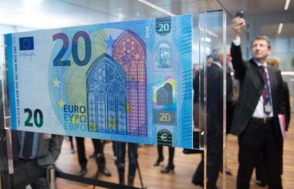 欧洲发行新版20欧纸币，希腊诸神被“封印”成了防伪标签
