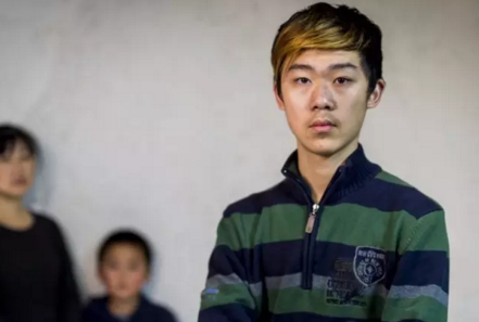 荷兰社会动起来了：为一名中国孩子的居留签名呼吁
