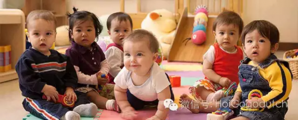 孩子拿家庭签证来荷兰，超过一年可以申请独立居留！