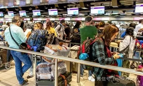 荷兰航空公司和旅游组织猫腻？旅客委托律师法庭投诉