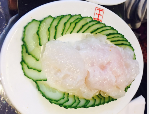 嫩滑的鱼片,入口即化感哦 嫩滑的鱼片,入口即化感哦