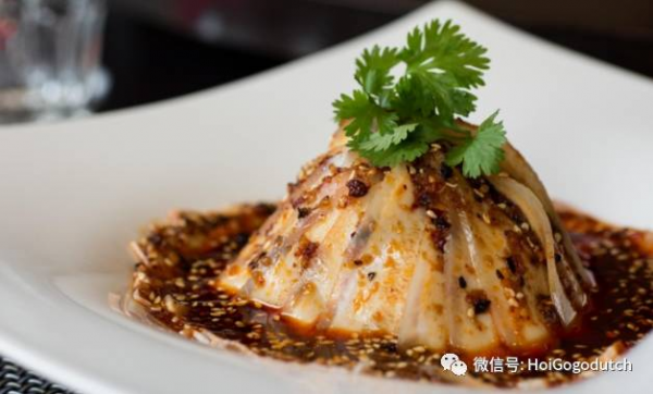 阿姆福禄川菜馆圣诞新年放大招！免费大餐+iPad等你抱回家！