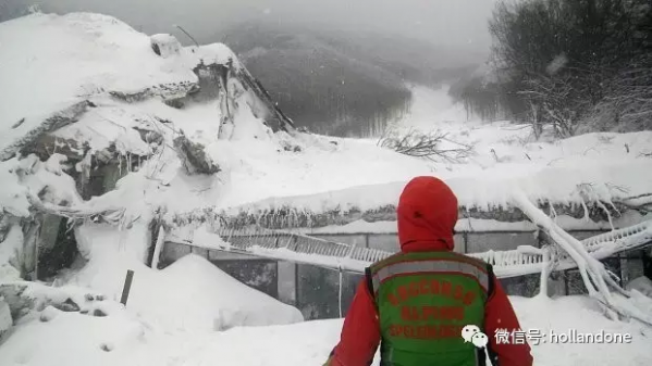 意大利雪崩，酒店被埋，多人伤亡