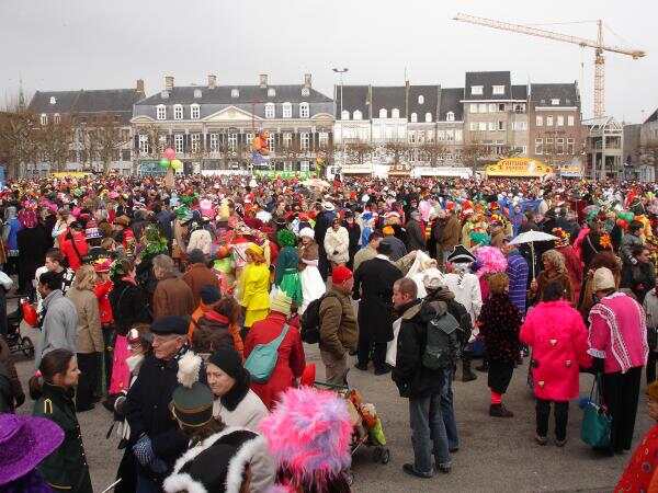 Carnival_in_Maastricht.JPG