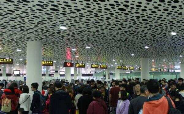 辟谣得小心！没注销中国户口到底会不会被禁止出境？