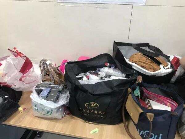 中国海关对代购严打，机场一片哀嚎
