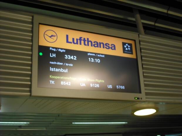 1 Lufthansa.jpg