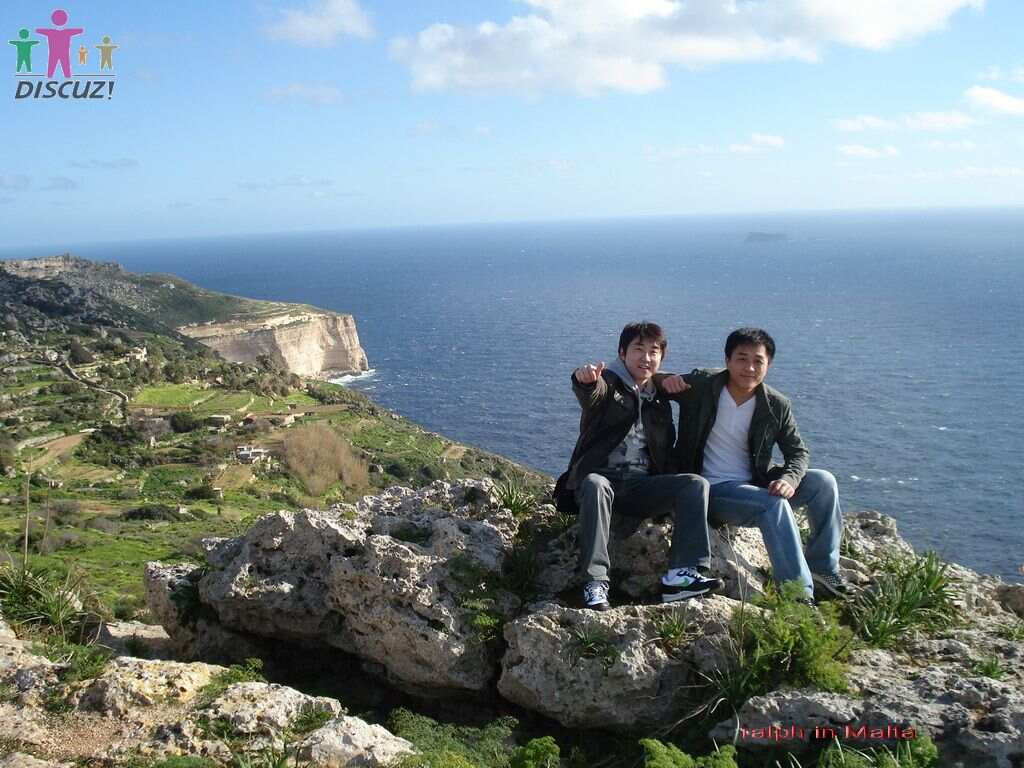 Dingli cliff