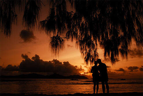 Couple-at-Sunset_Raymond-Sa.jpg